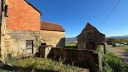 Ensemble de Granges à rénover - 15 minutes de Figeac
