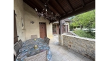 Maison traditionnelle avec piscine et 1,55 ha de terrain