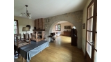 Maison traditionnelle avec piscine et 1,55 ha de terrain