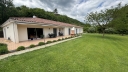 Maison T5 de plain pied  180 m² - terrain 7340 m² avec étang privé